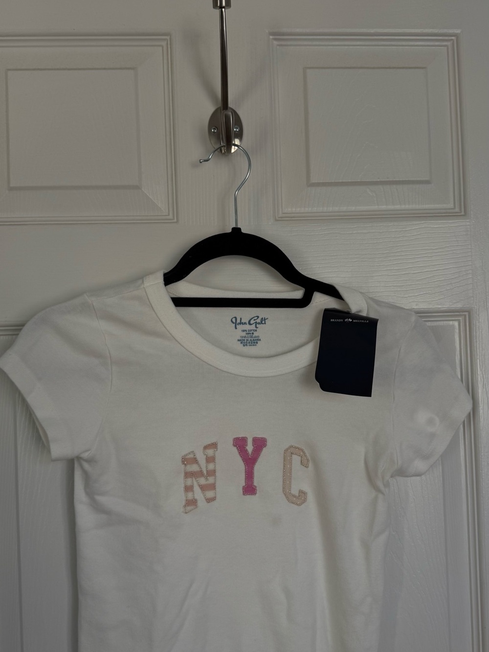 NWT One Size Brandy Melville White NYC Graphic Baby Tee🍎🗽🚕🥨🎀🩷